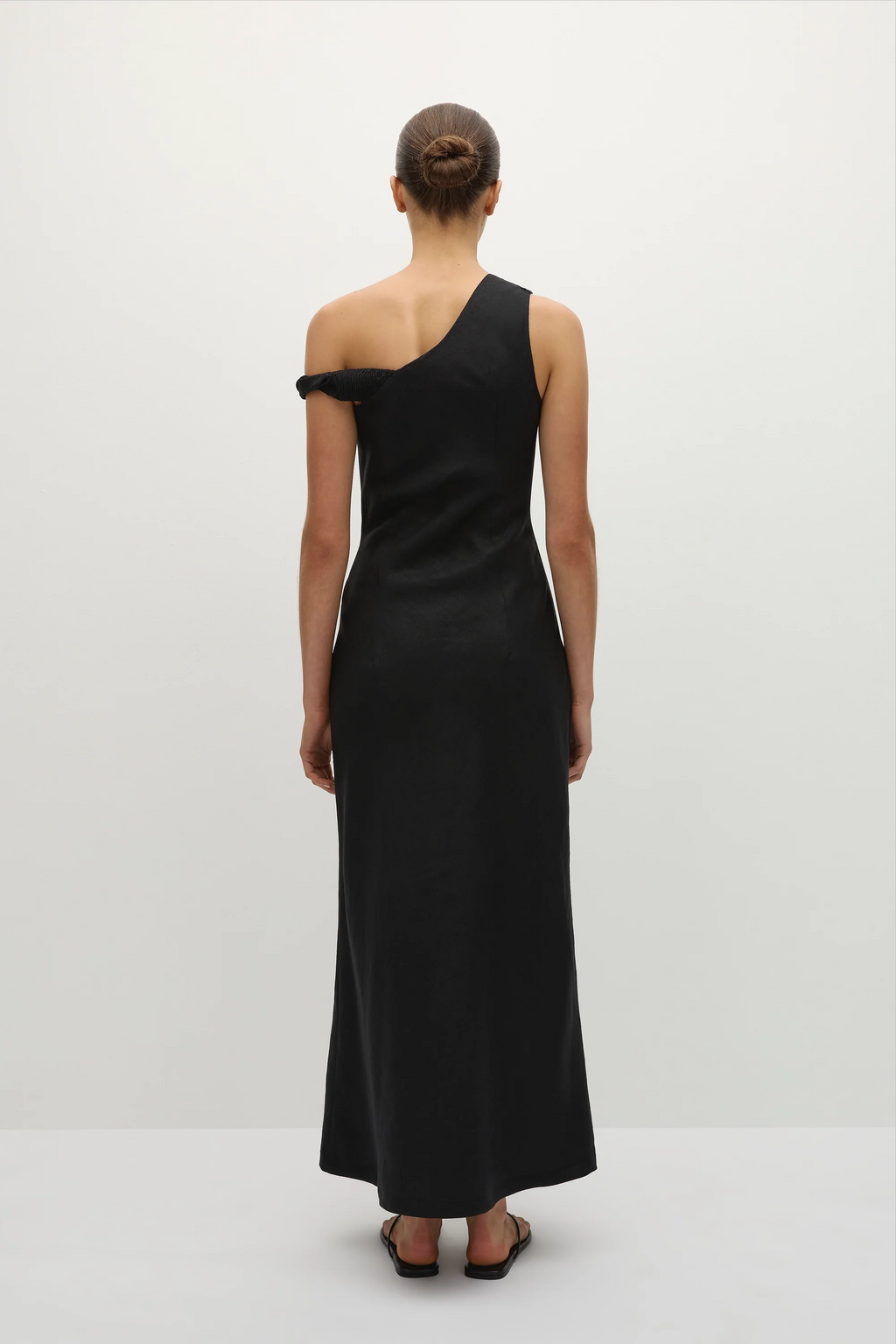 Suis Midi Dress Black - Final Sale