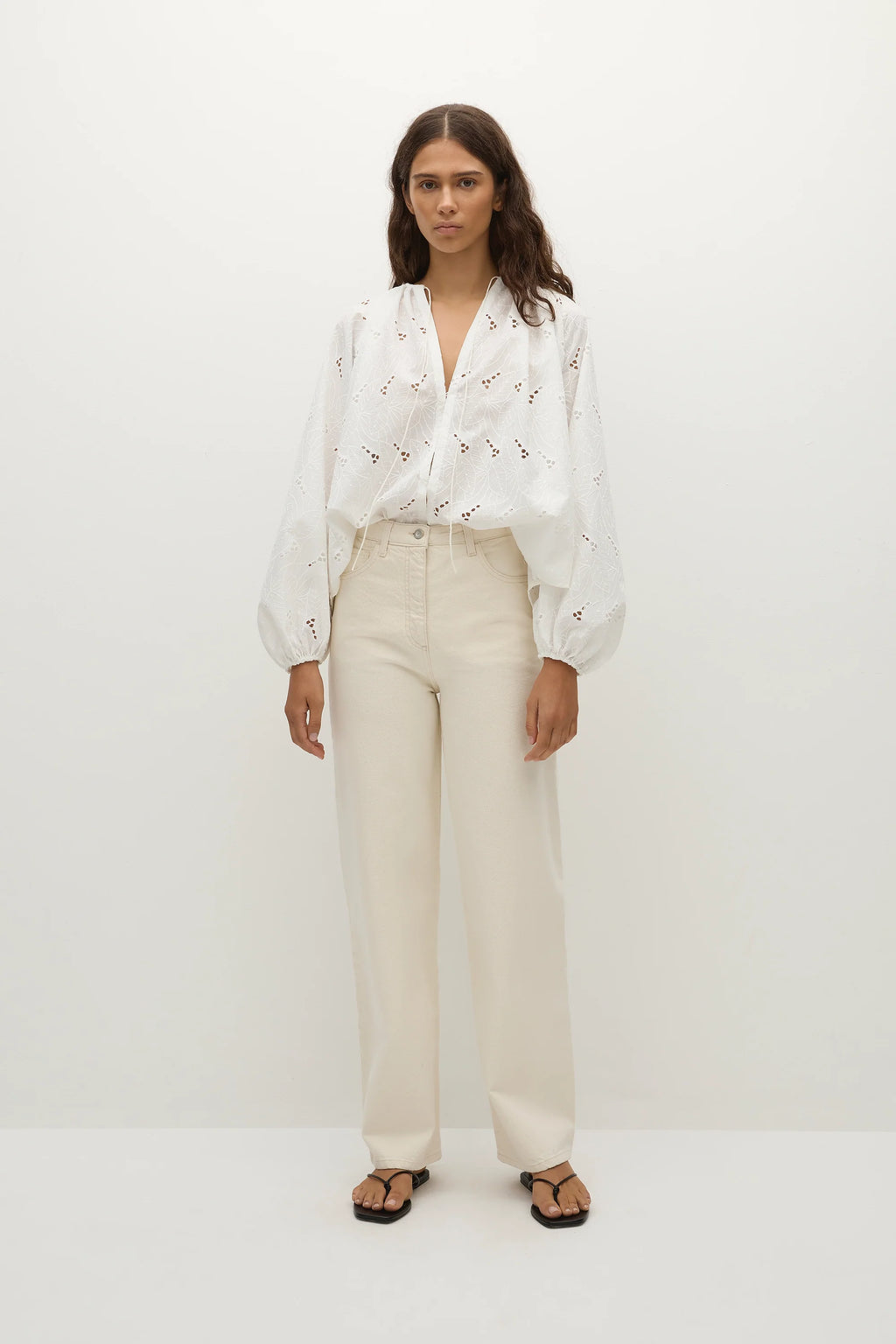 Thora Blouse Birgitta Broderie Anglaise White - Final Sale